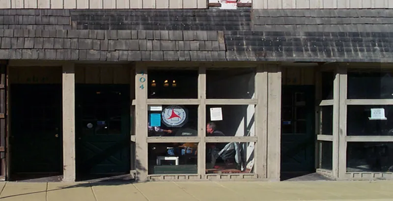 Avenue Gallery & Frame storefront before renovation