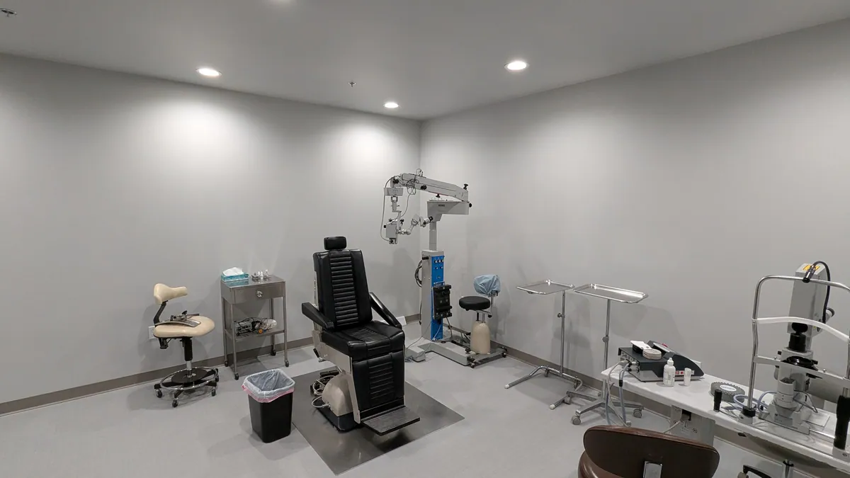 eye clinic procedure room in Kenosha